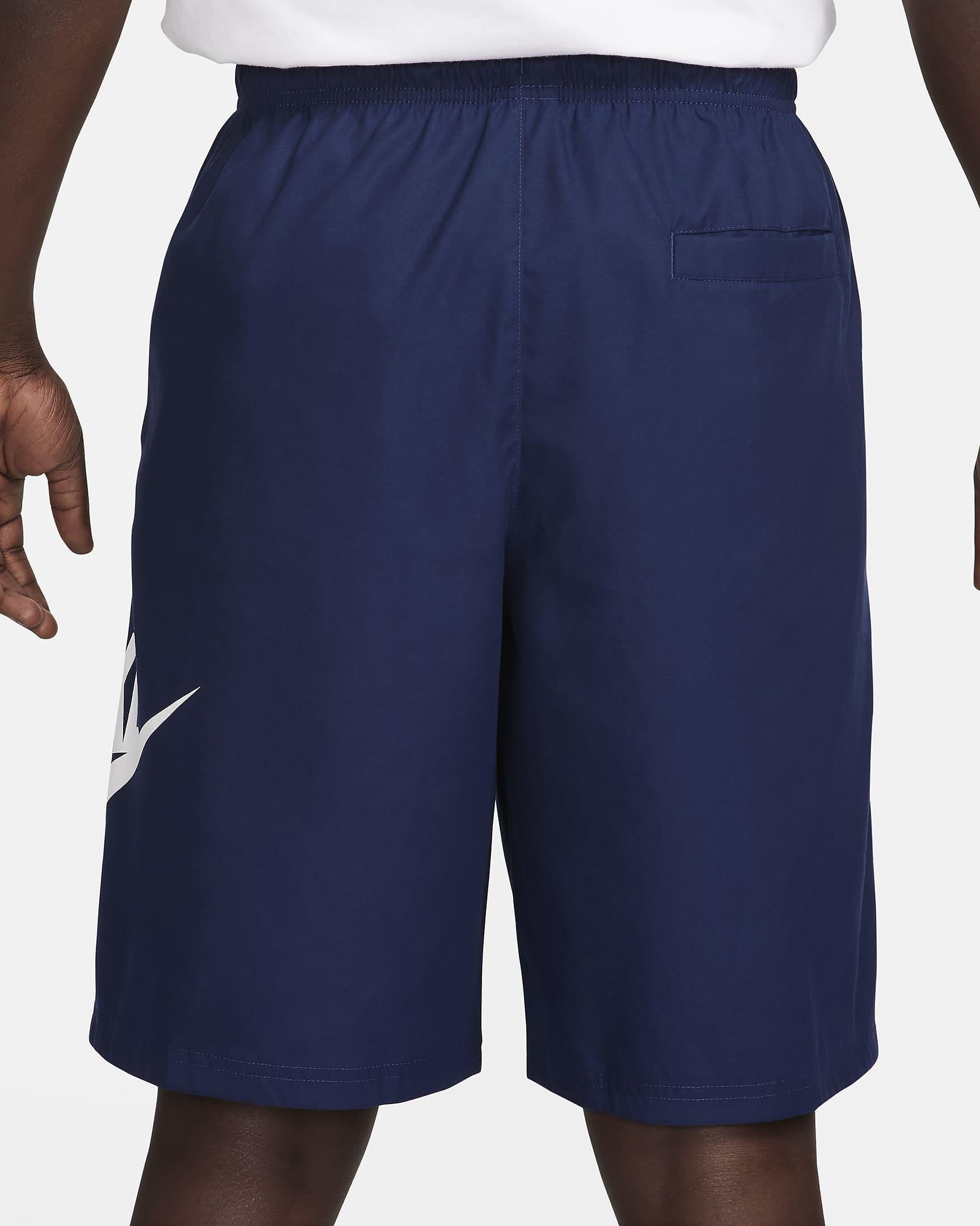 M nk club short wvn 