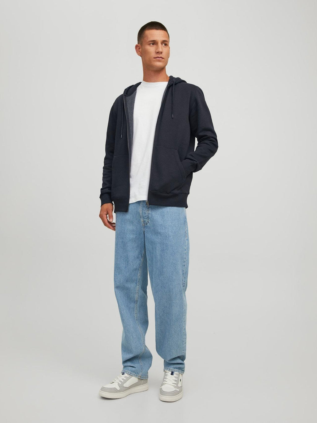 12210830/Black JACK AND JONES