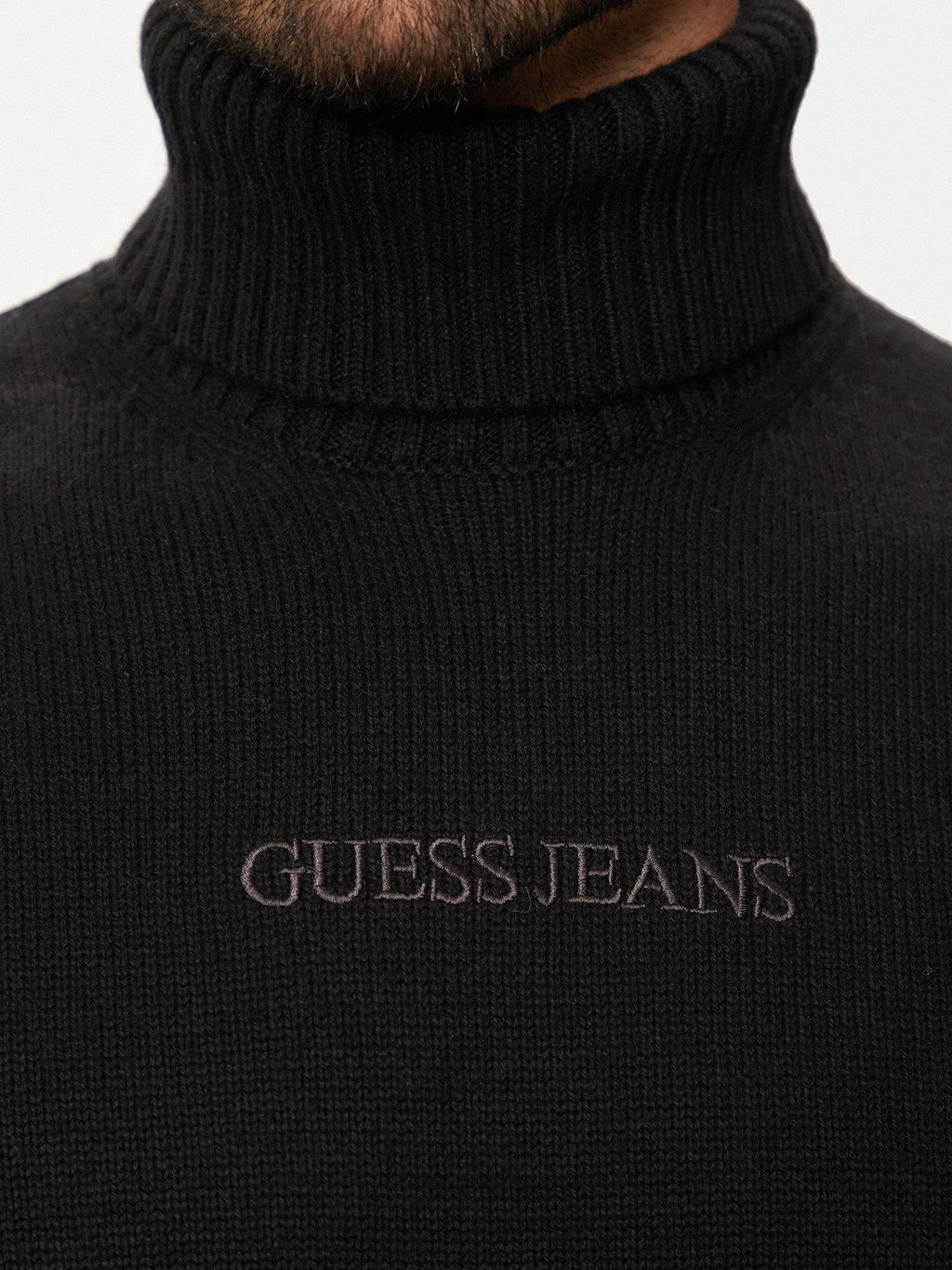 GJ LS TN GUESS J EMB SWTR M4BR35Z3HN2/JBLK GUESS