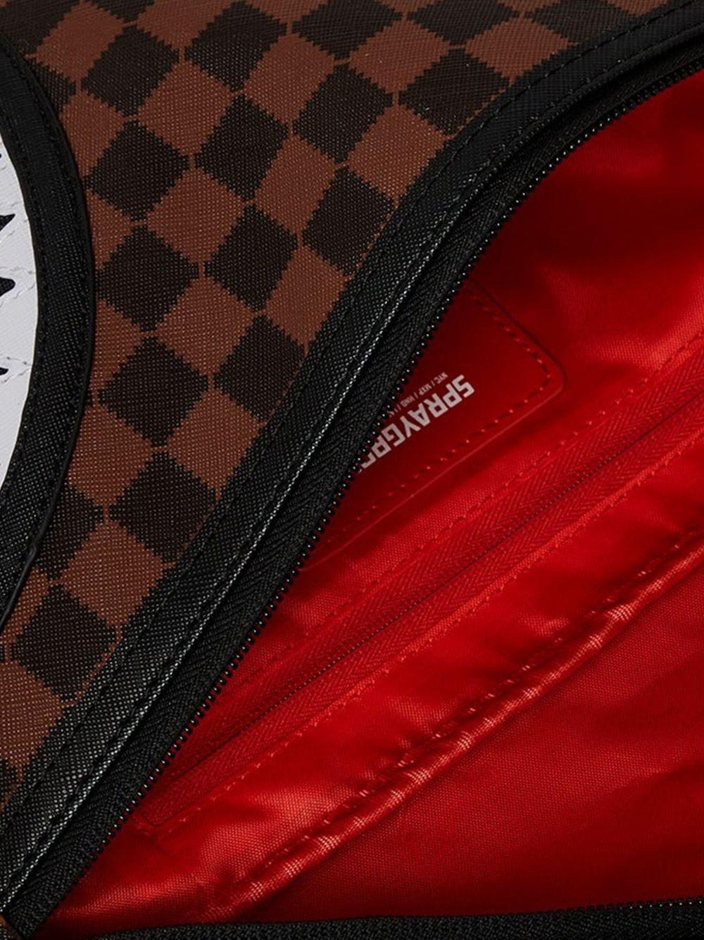 CHECK 2 EMBOSS SAVVY CROSSBODY 910B8240NSZ/CHECK SPRAYGROUND