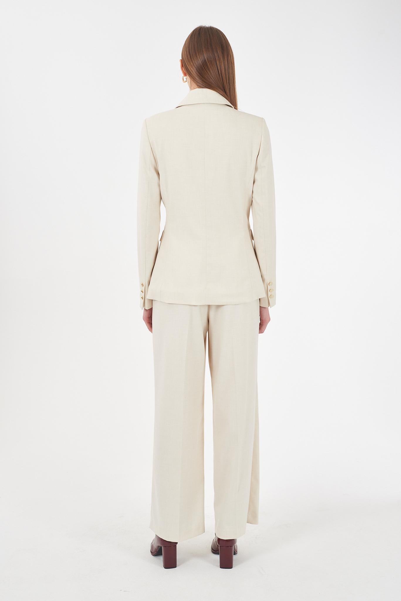 P385 KM00/0245 YES ZEE