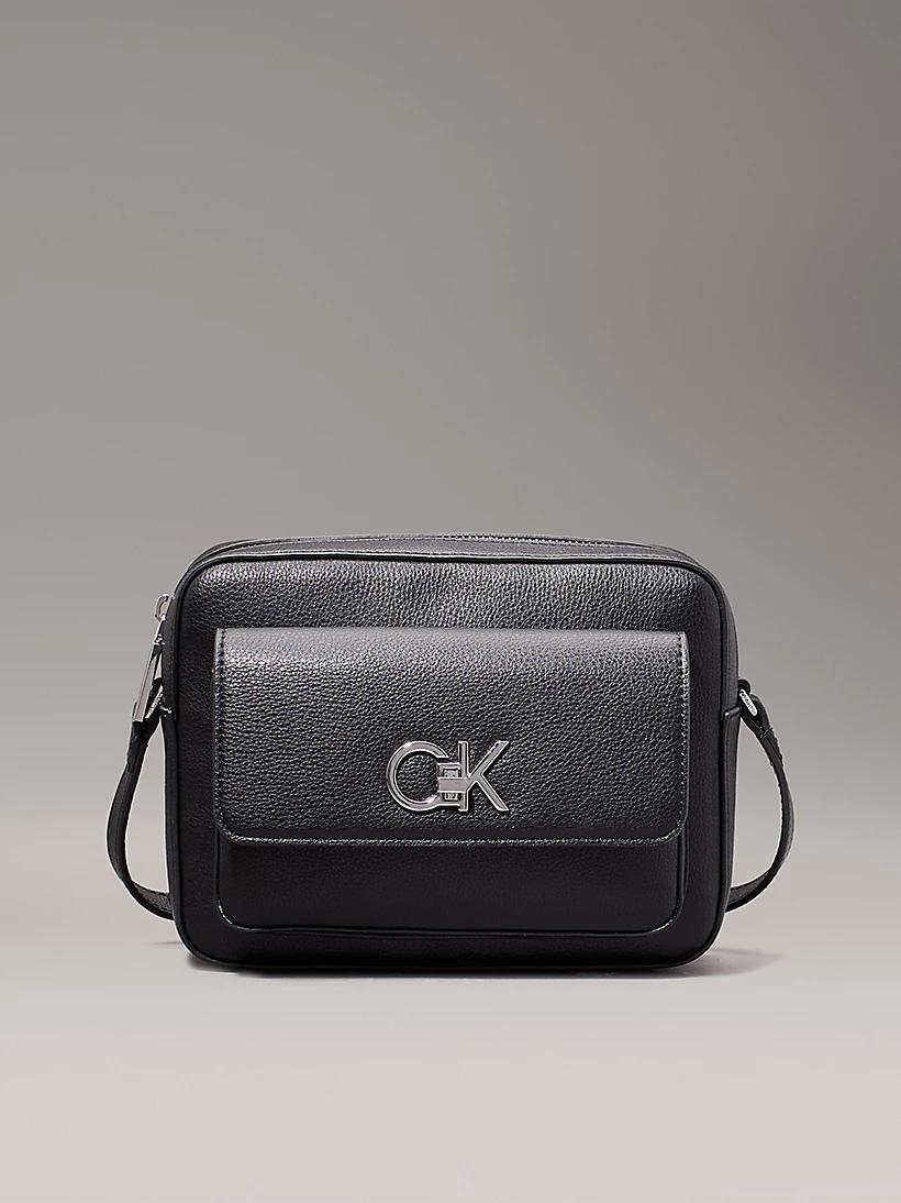 RE-LOCK CAMERA BAG W/FLAP_PBL K60K612538/BEH CALVIN KLEIN