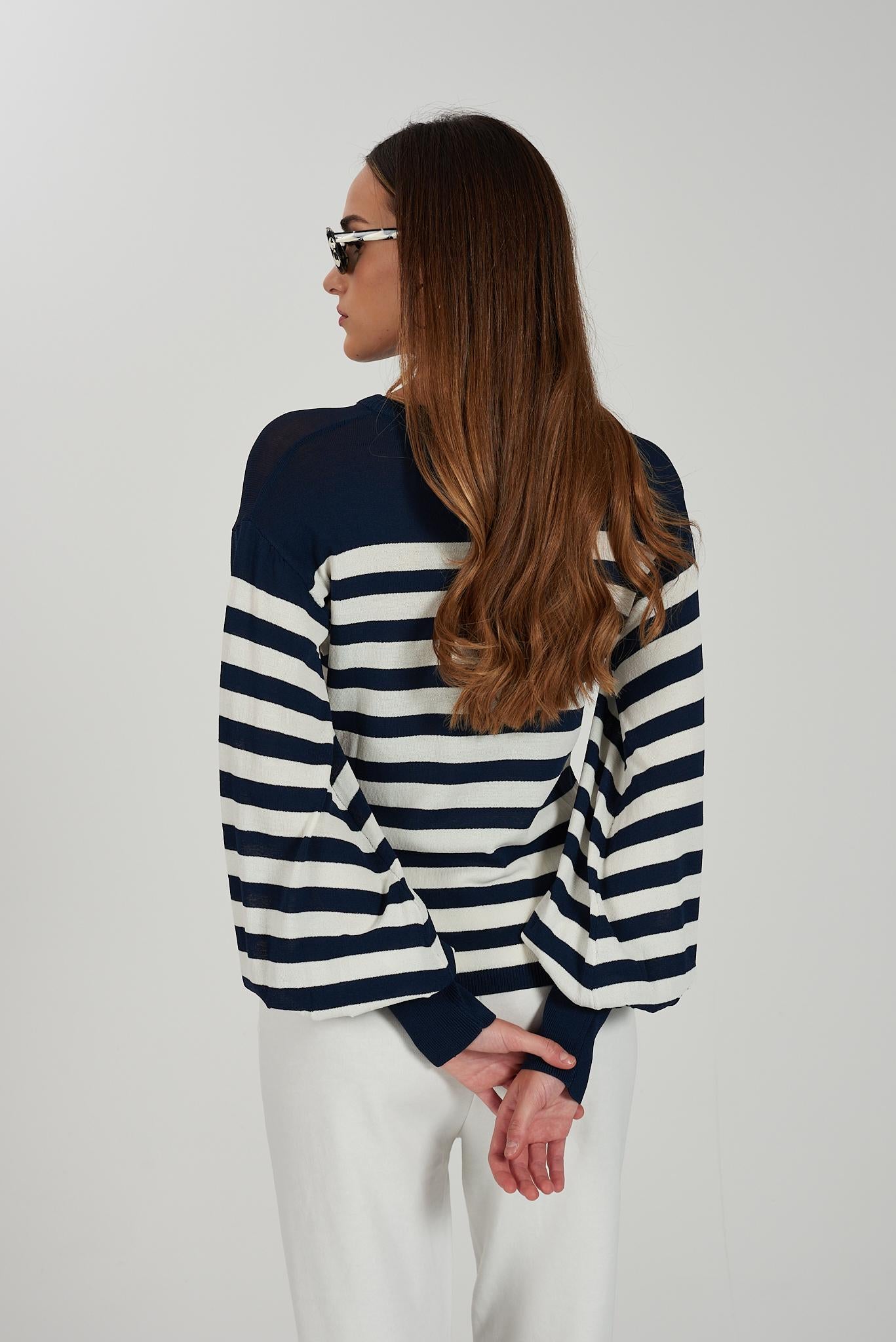 M405 LG00/2713 YES ZEE