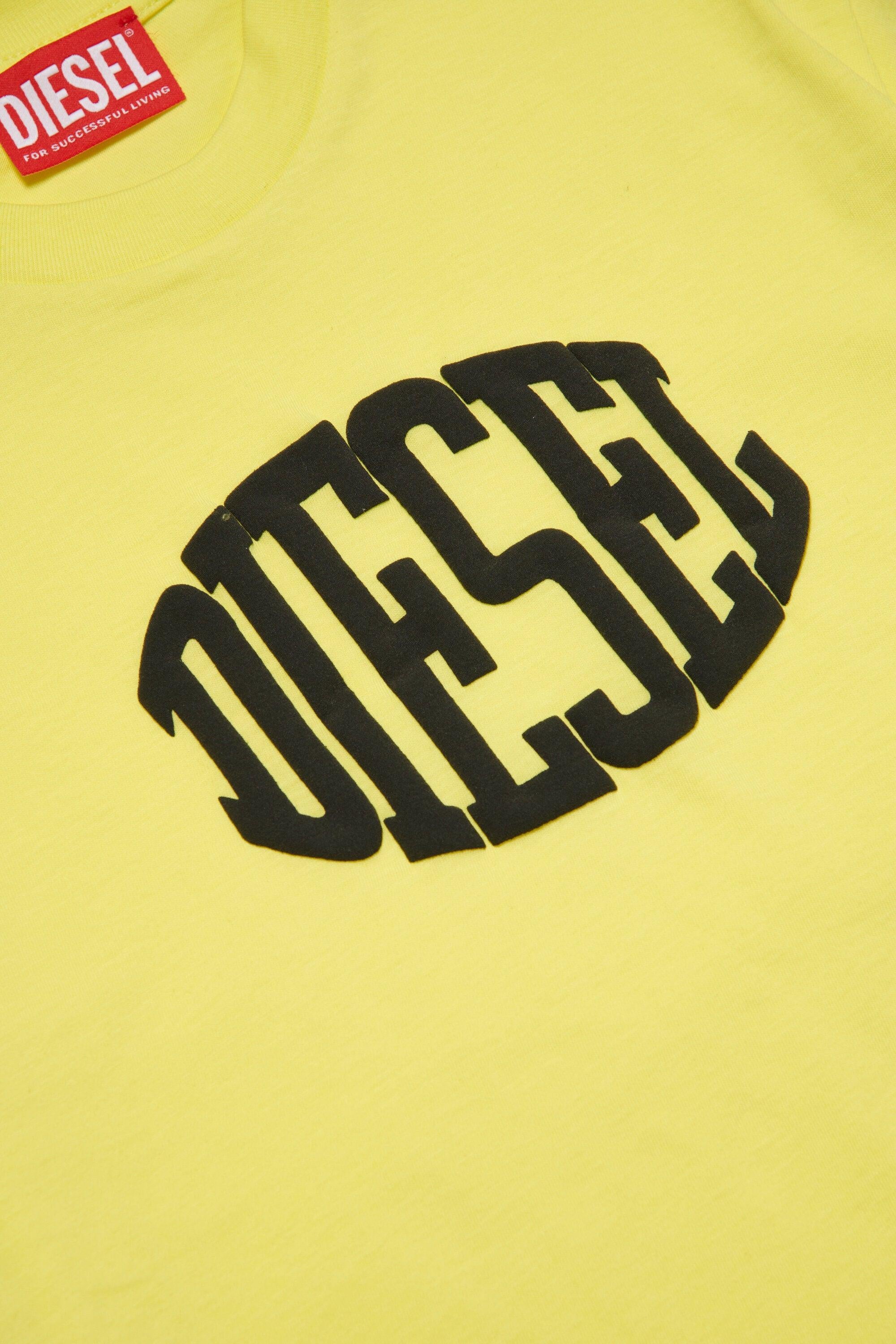 J01777 00YI9/K235 DIESEL