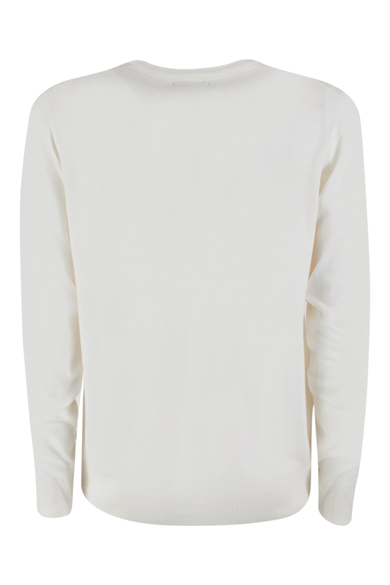 M835 MR00/0107 YES ZEE