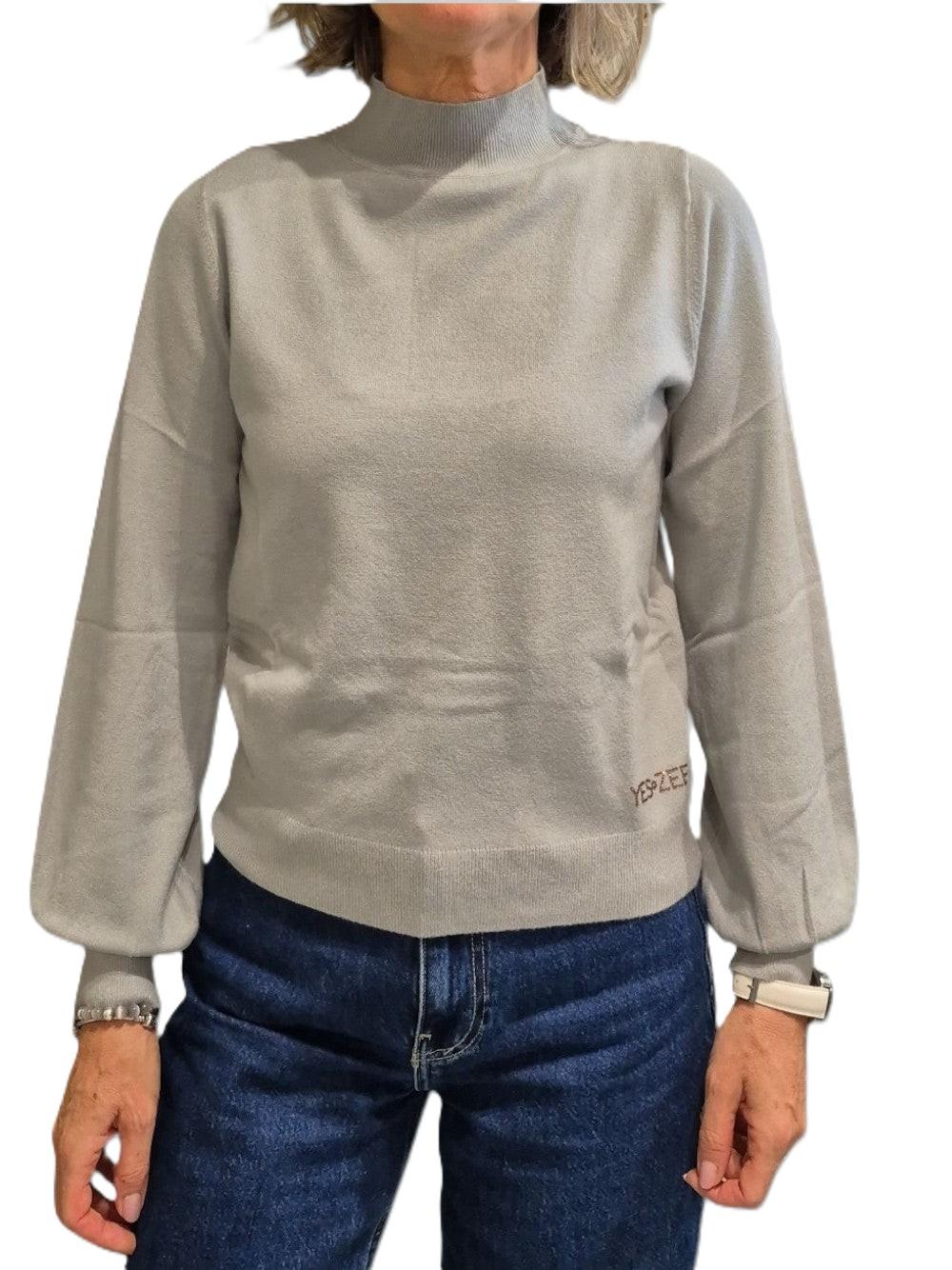 M002 RU00/0819 YES ZEE