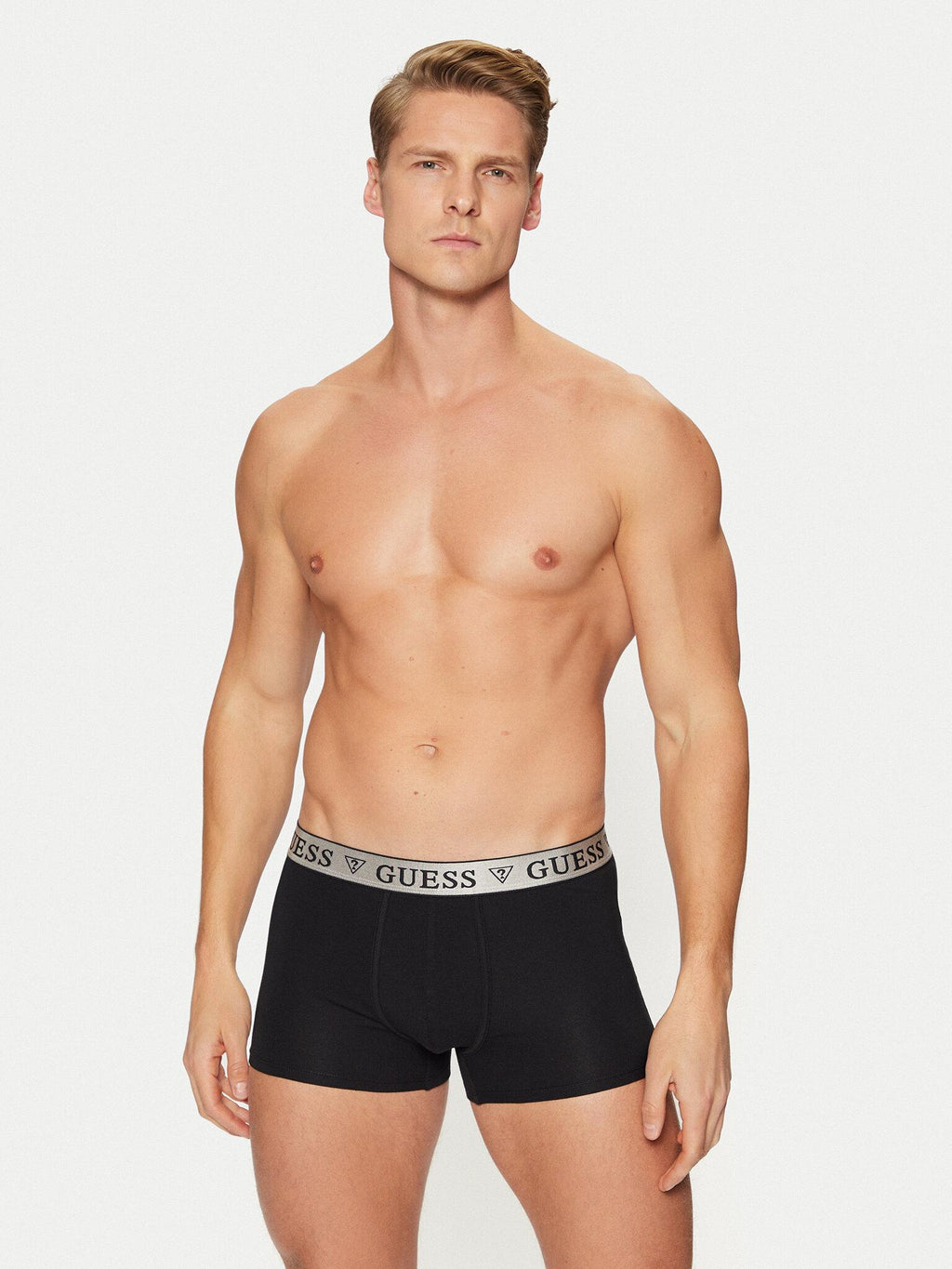 U4BG85KCD31/JBLK GUESS