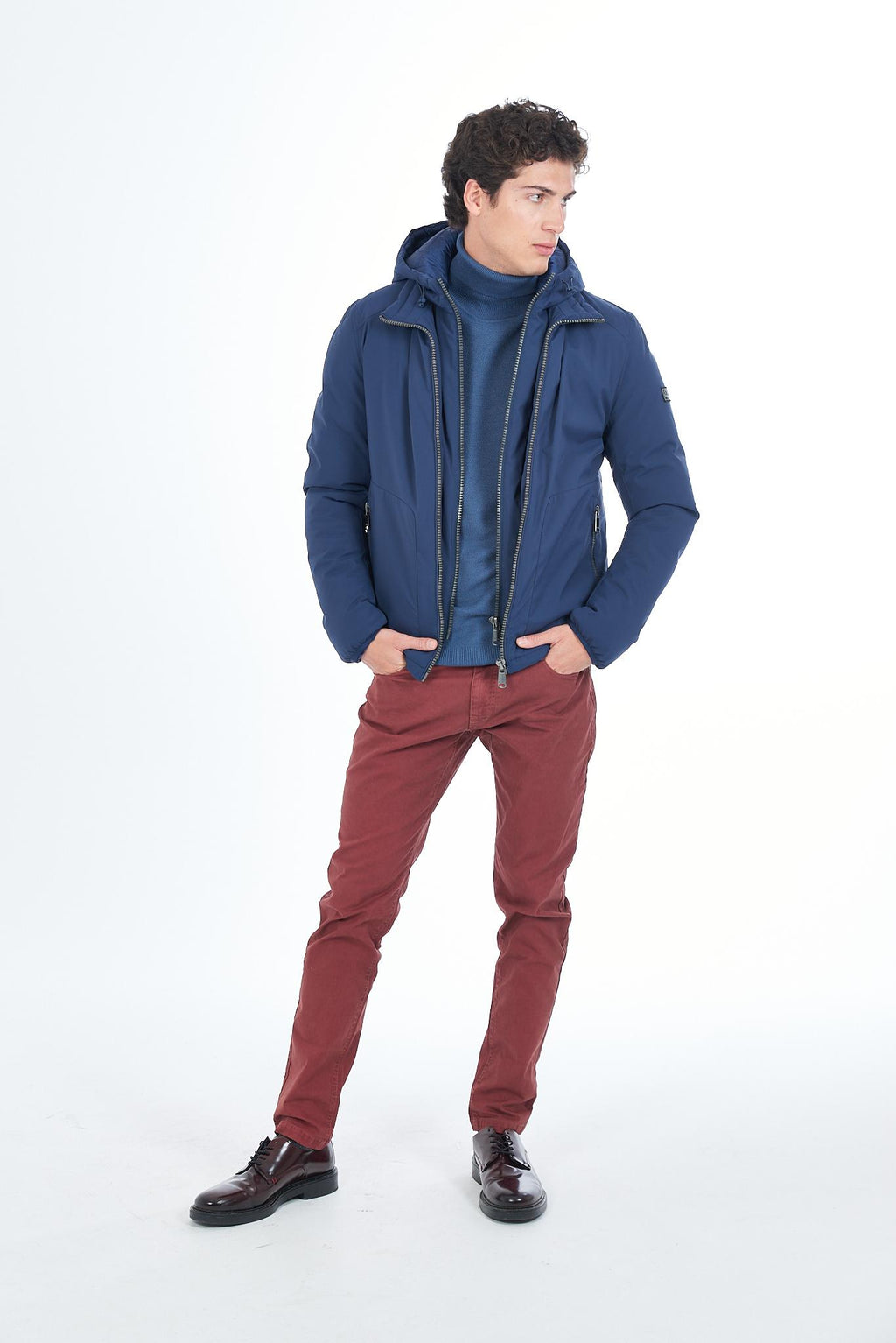 J863 Q200/0710 YES ZEE