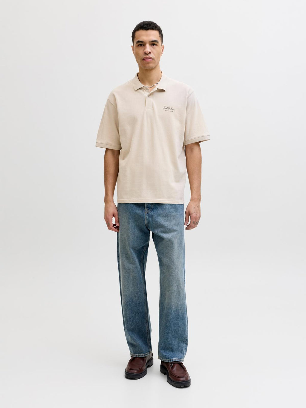 JJEARCHIVE GRAPHIC POLO SS LN 