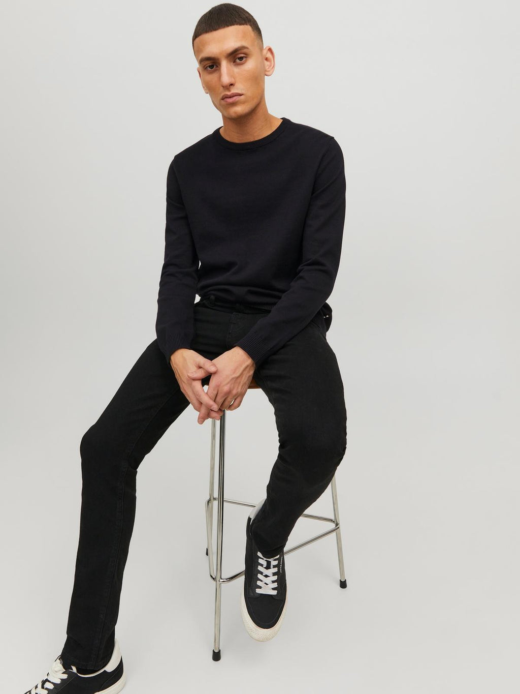 12137190/Black JACK AND JONES