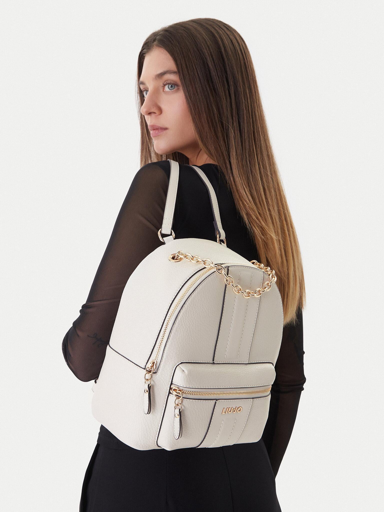 AA6111E1109/X0459 LIU JO