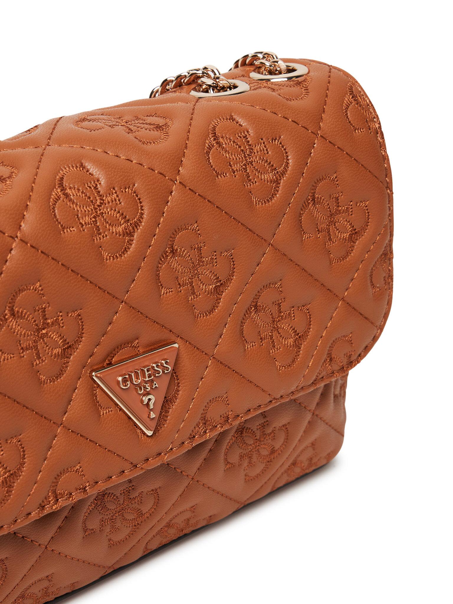 HWQL9658210/CAR GUESS