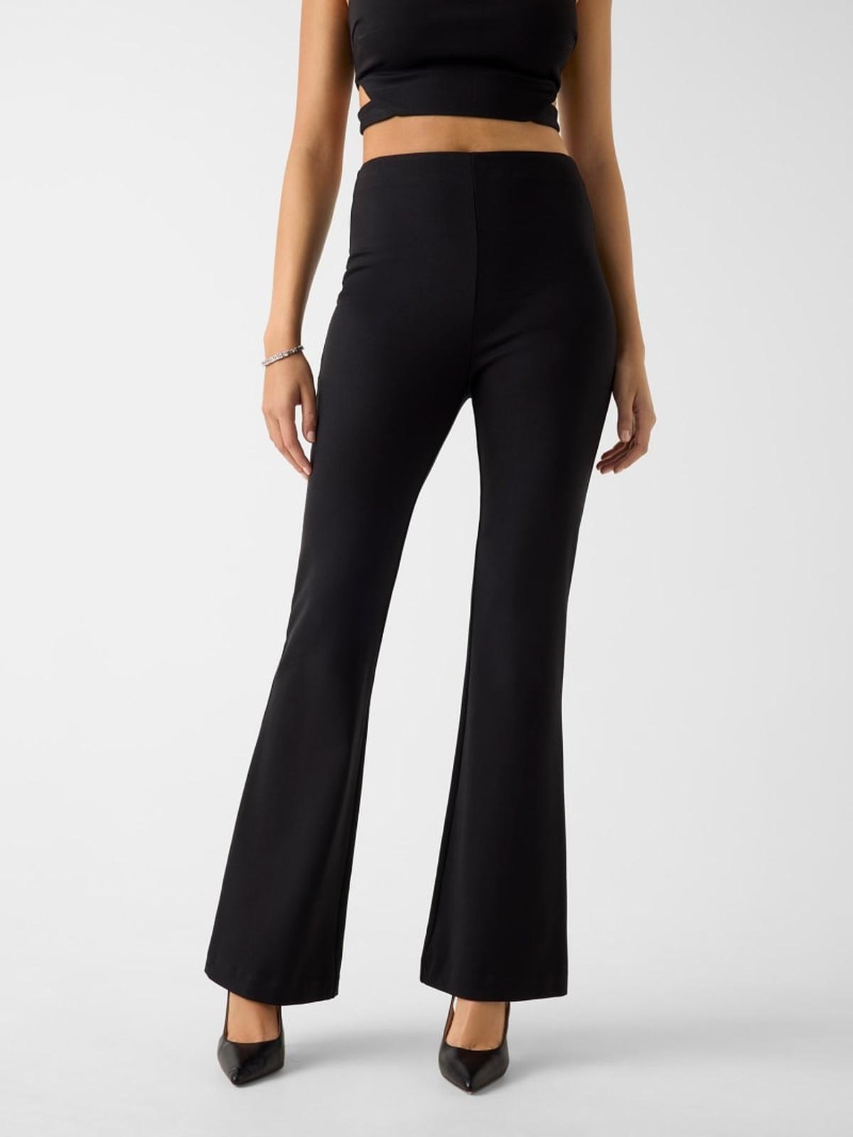 W6RB72K9SV2/JBLK GUESS