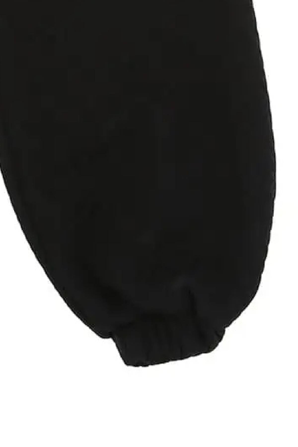 JOGGERS IN FELPA EMBOSSED CON PLACCA EF NERO 