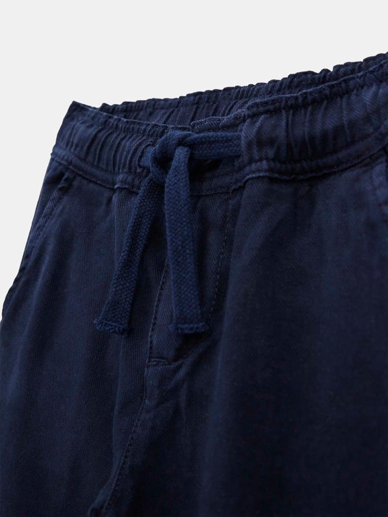 N5GB05WHAR0/G7V2 GUESS