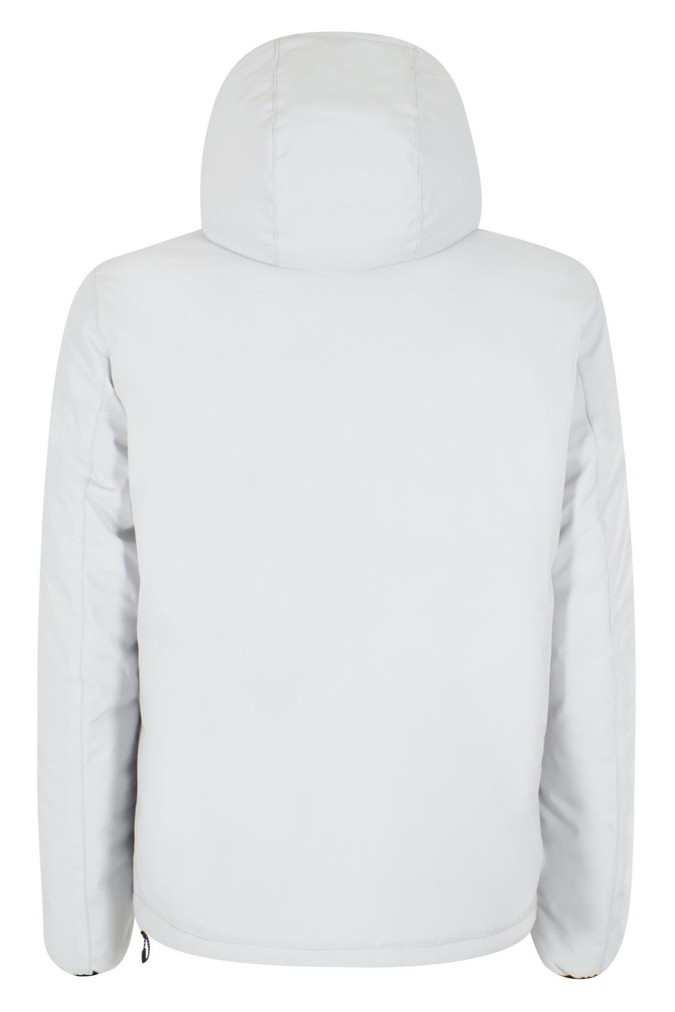 J824 B500/0124 YES ZEE