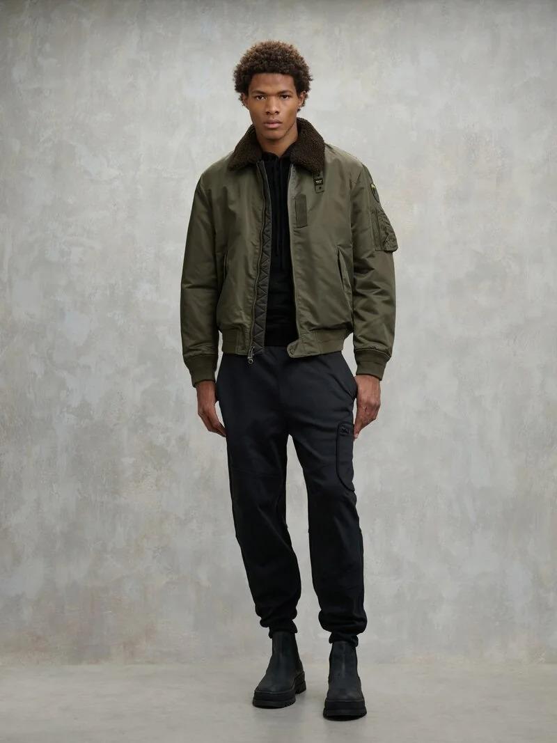 25WBLUC02029 007280/670 BLAUER