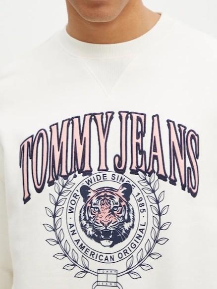 TJM RLX VARSITY TIGE DM0DM20640/YBH TOMMY JEANS