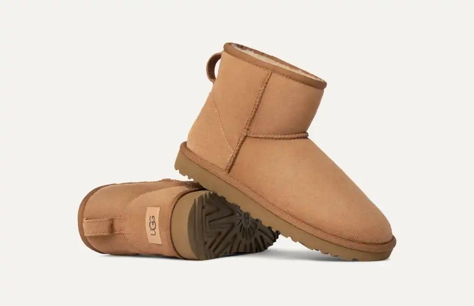 W CLASSIC MINI II 1016222/CHE UGG