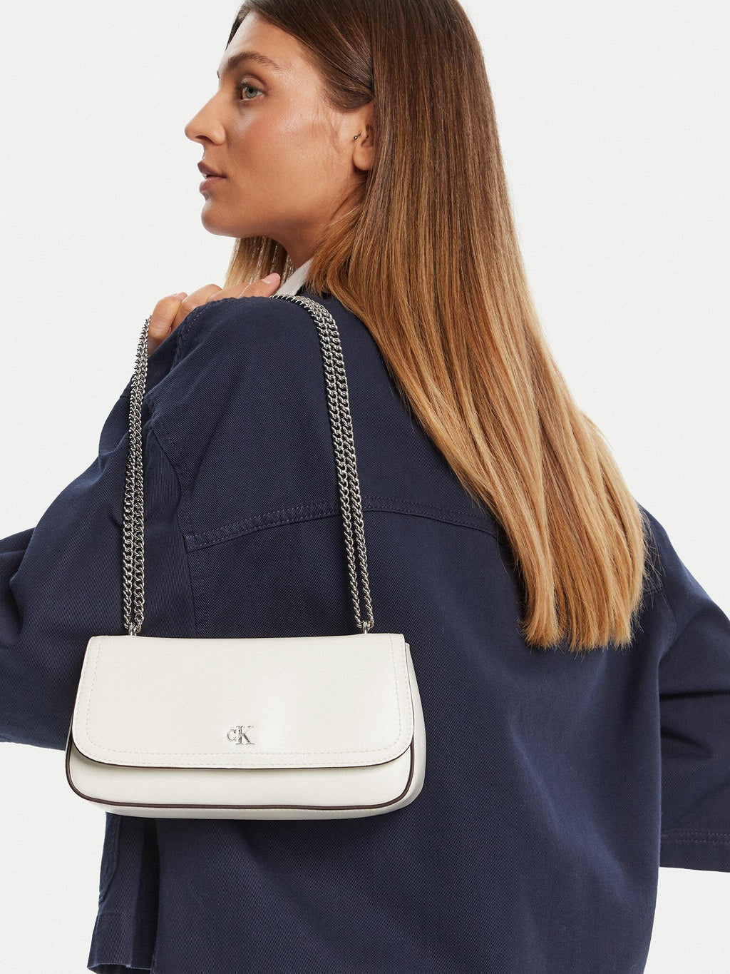 CK CONVERTIBLE CHAIN SMALL BAG LV04F3172G/FUP CALVIN KLEIN