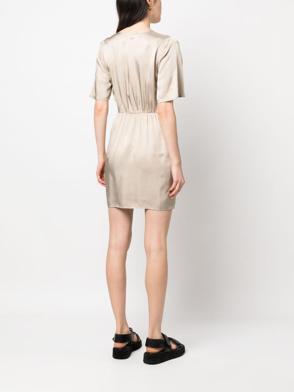 VESTITO 