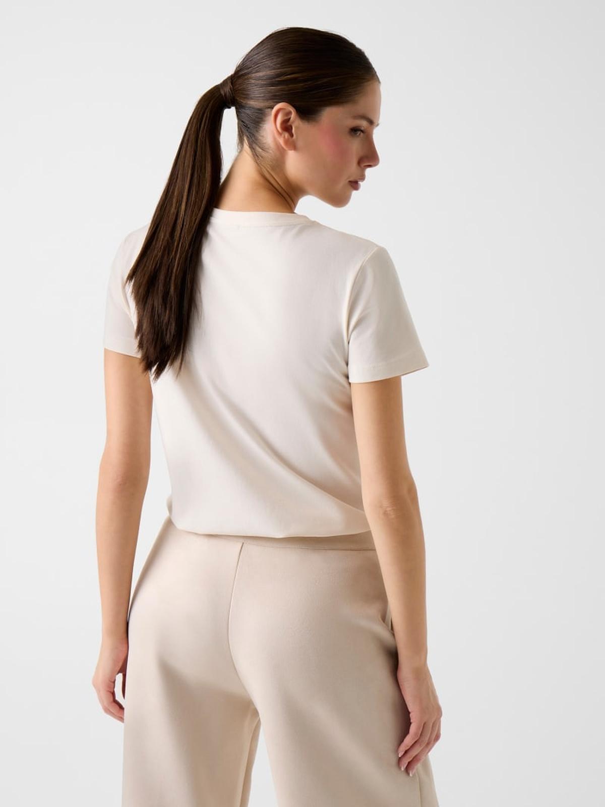 V6RI11J1314/G012 GUESS