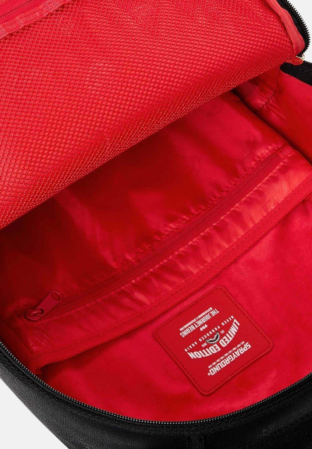 THAT GOLD DRAP BACKPACK 