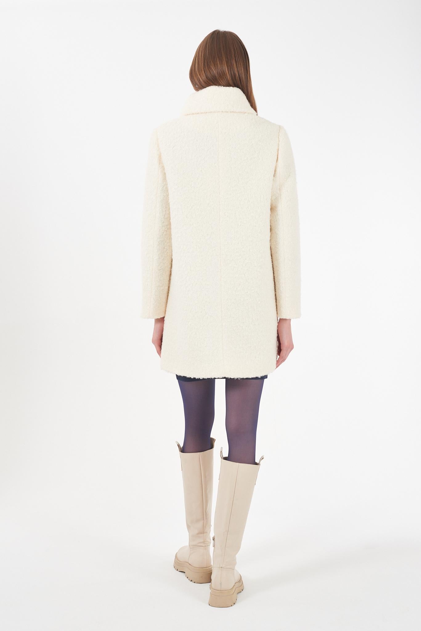 O056 KG00/0157 YES ZEE