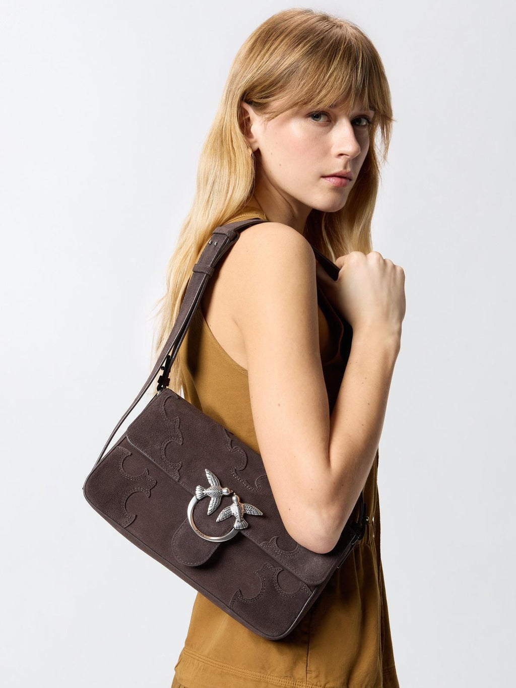 106243 A0F6/M11O PINKO