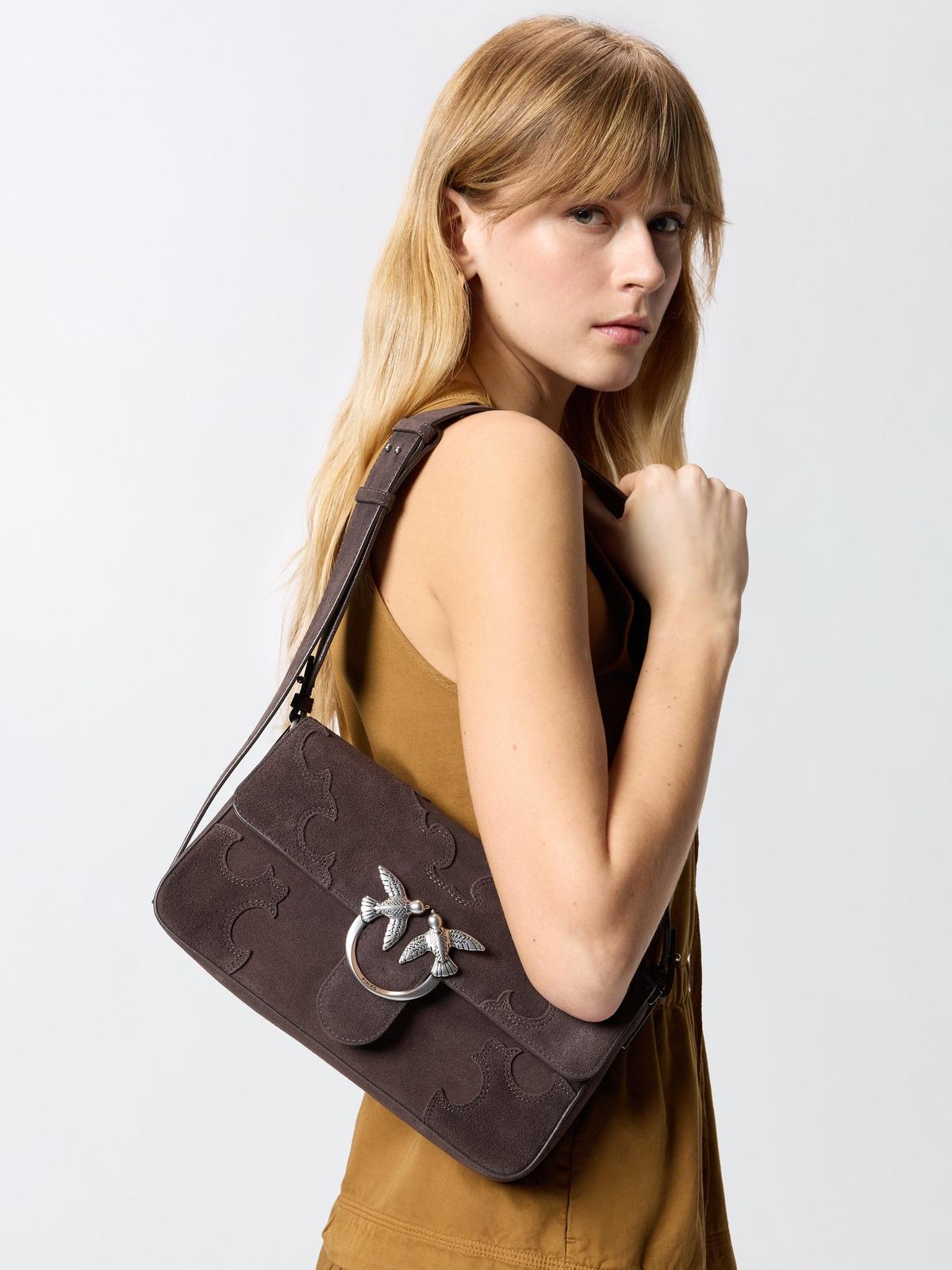 106243 A0F6/M11O PINKO