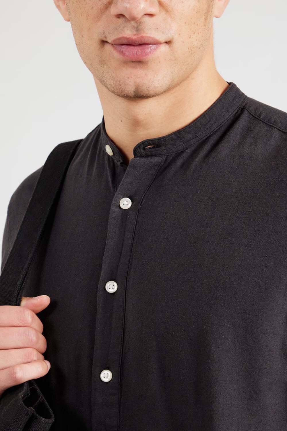 12268968/Black JACK AND JONES
