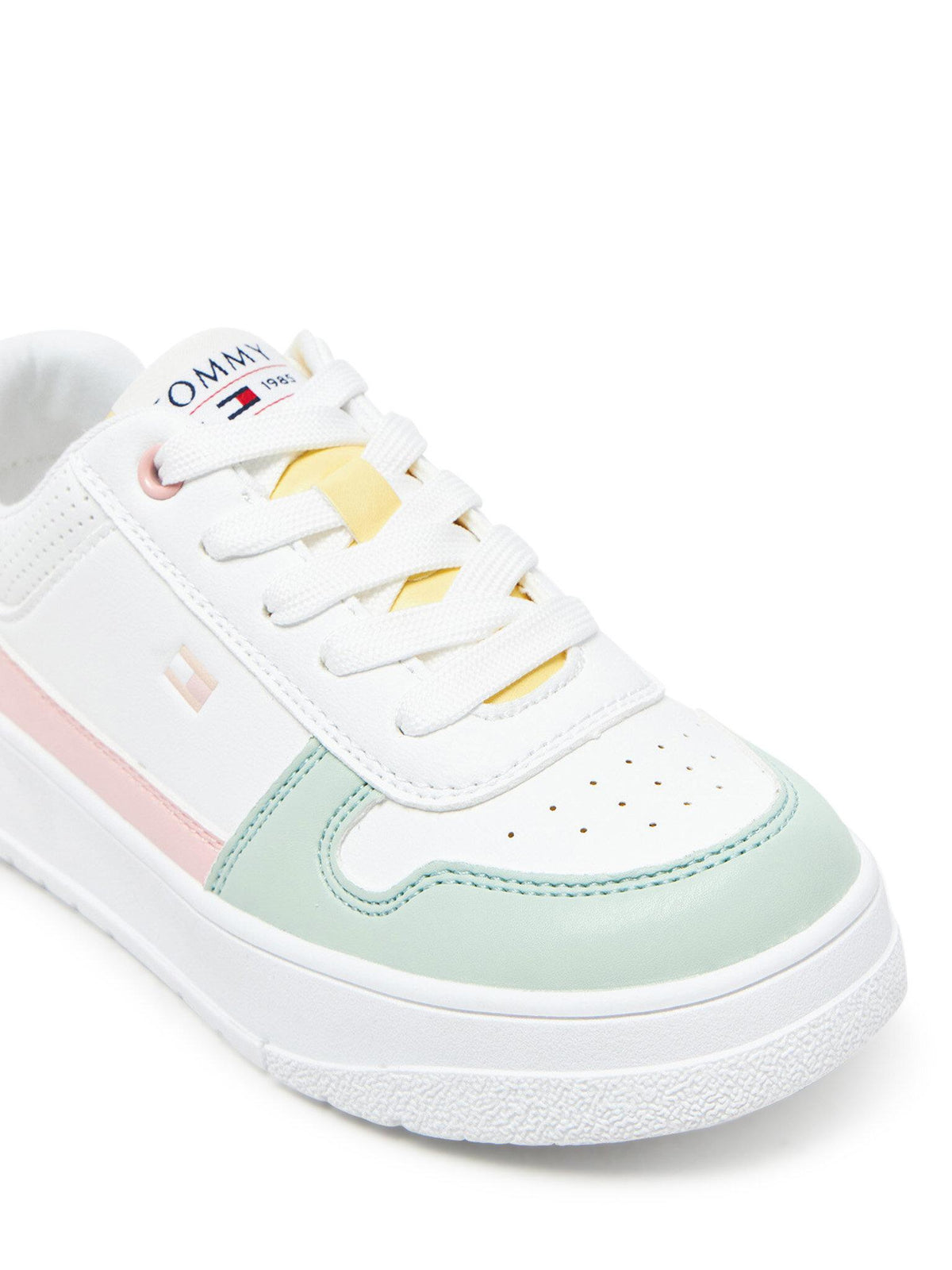SNEAKER BASSA ALLACCIATA 