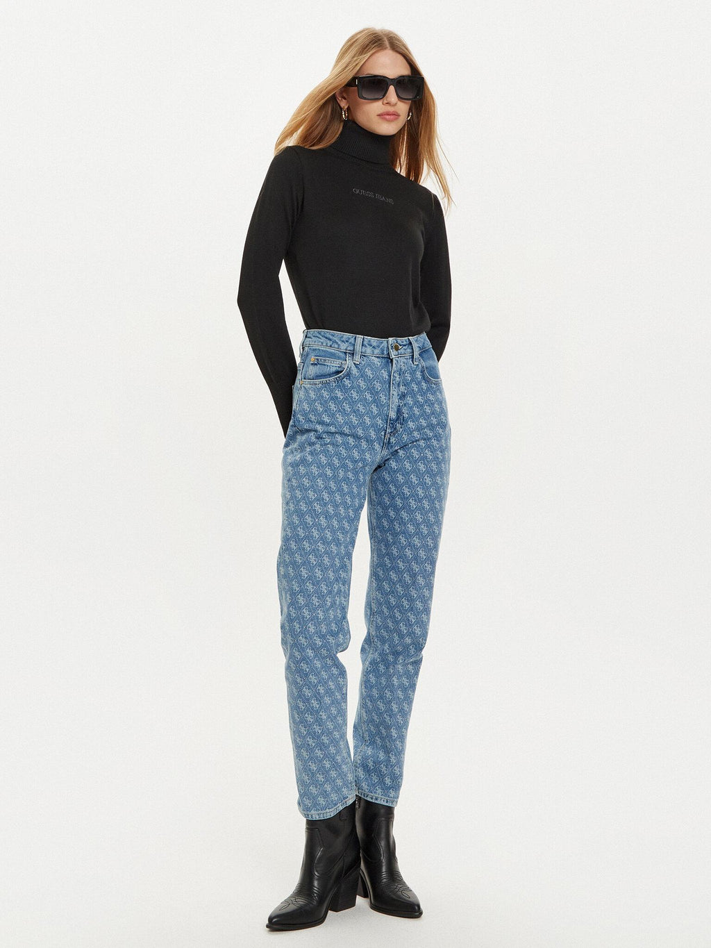 W4BR15Z3HO2/JBLK GUESS