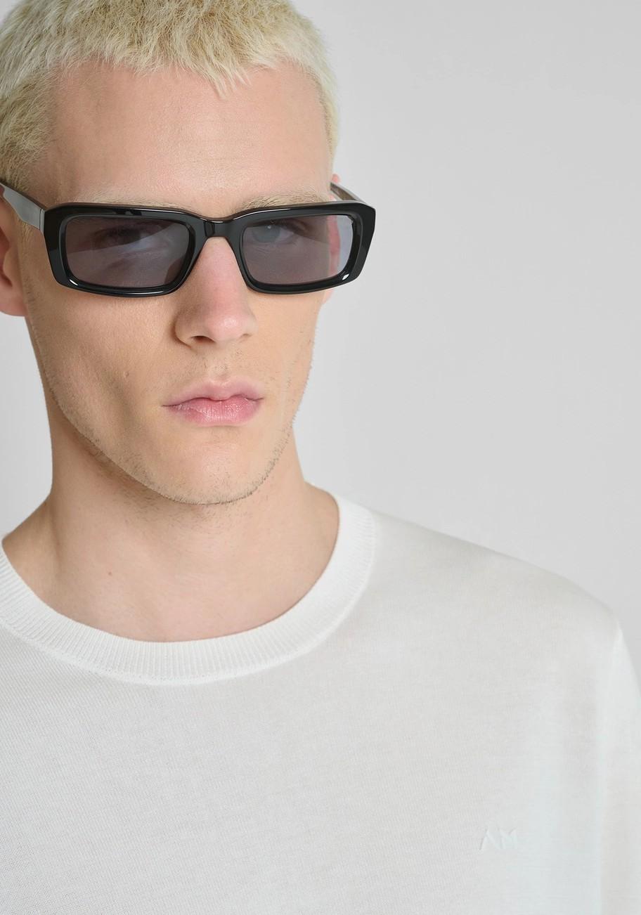 MMSW01595 YA200076/1011 ANTONY MORATO