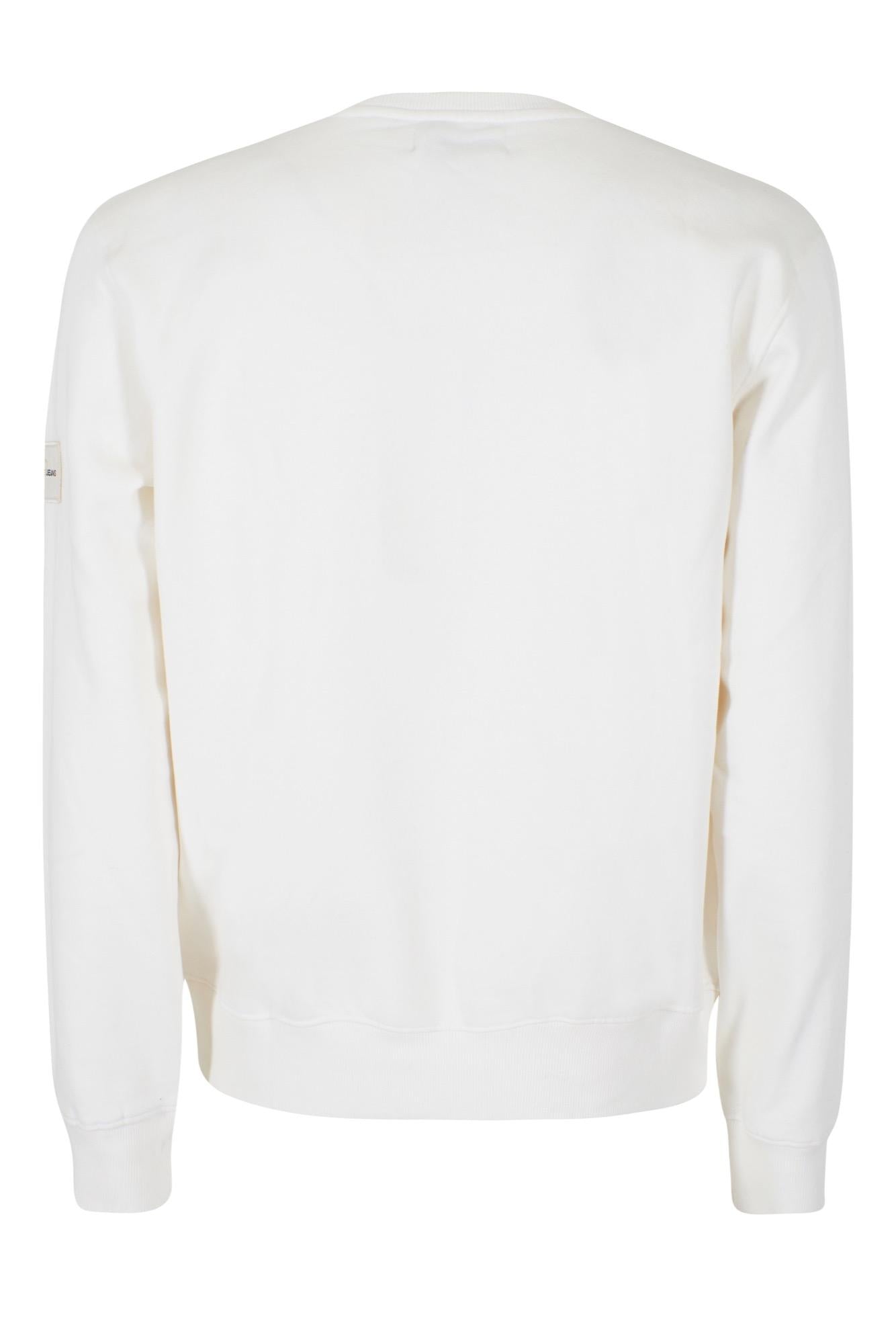 F833 CZ00/0107 YES ZEE