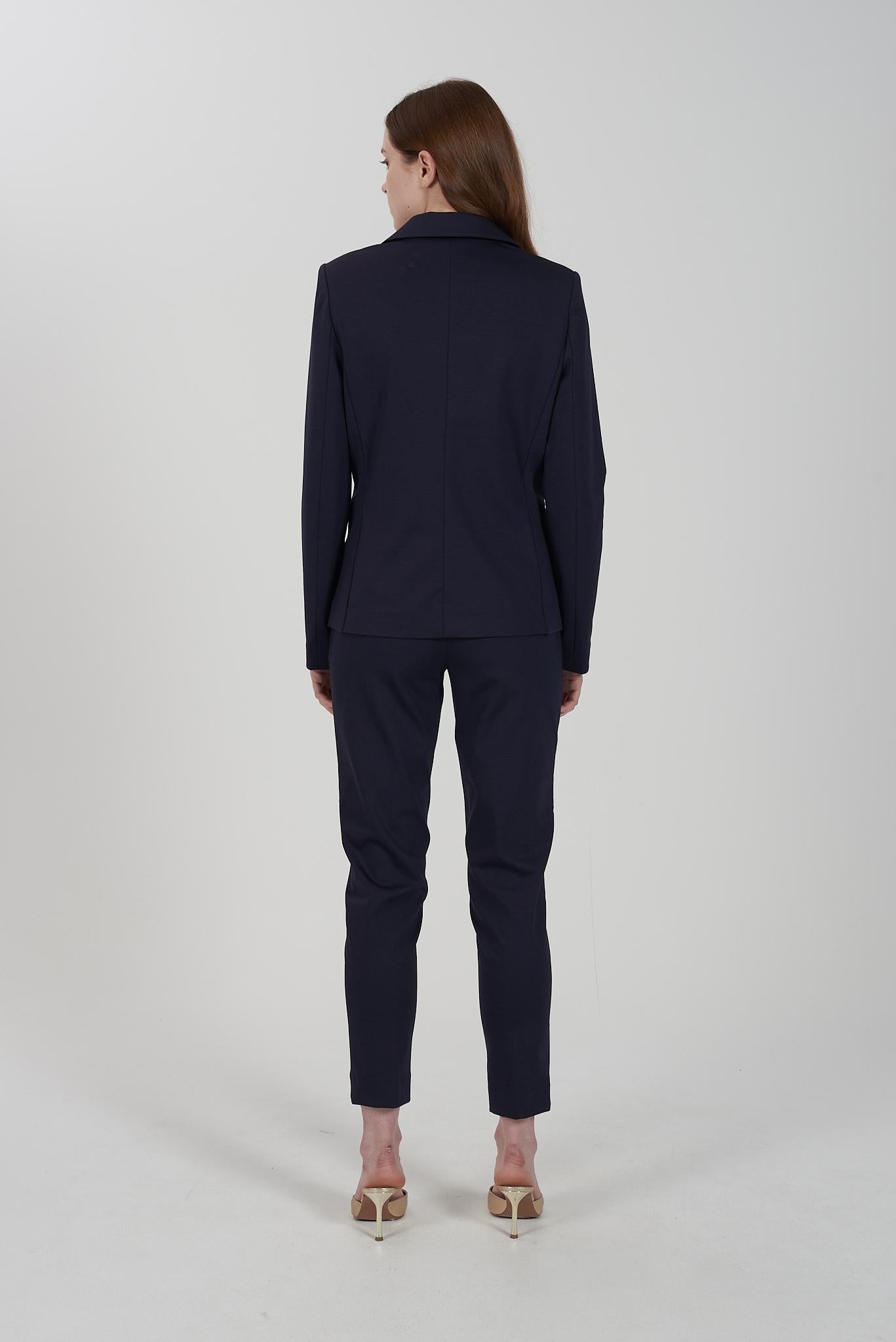 G404 KW00/0710 YES ZEE