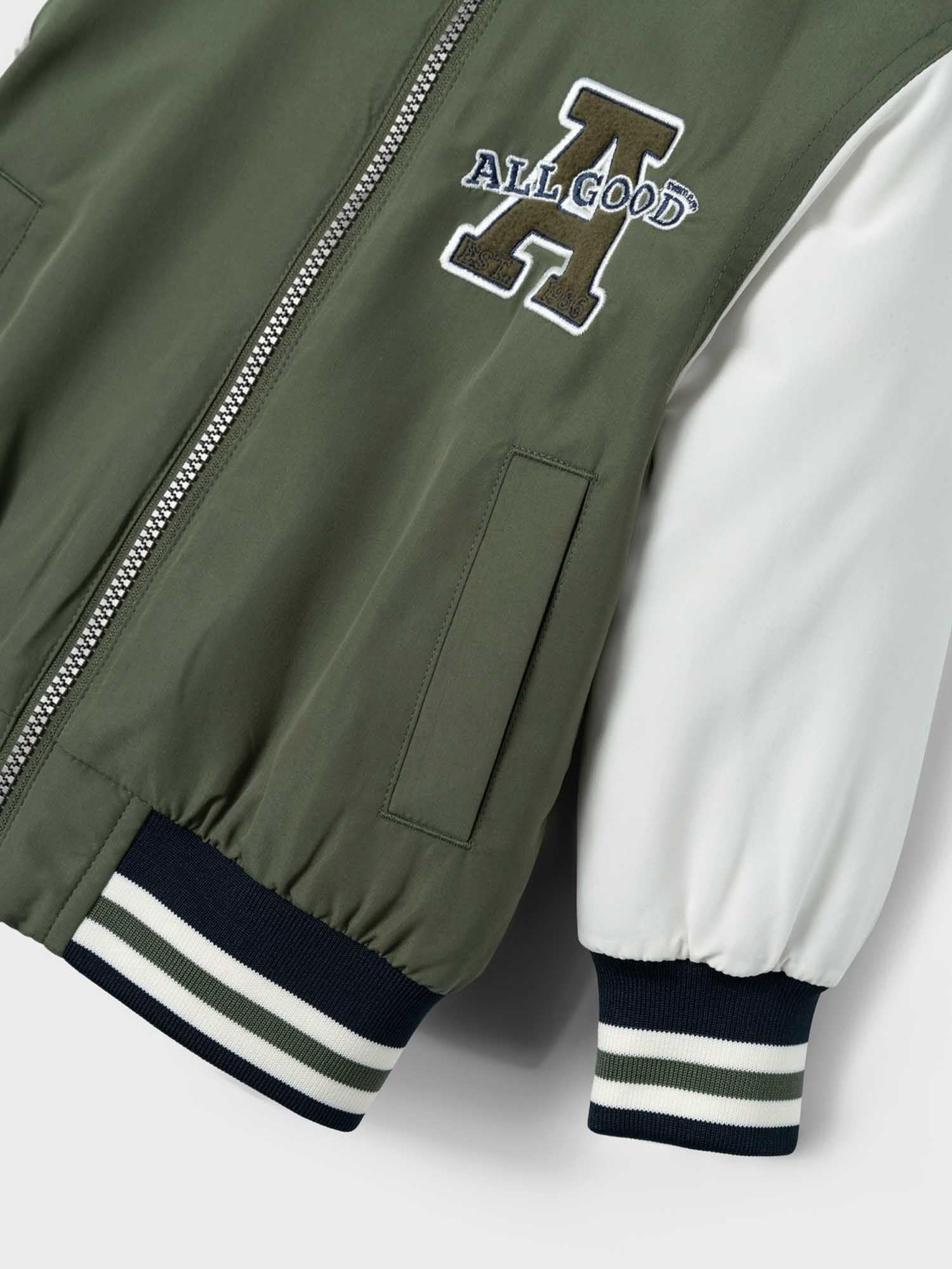 13227839/Thyme NAME.IT