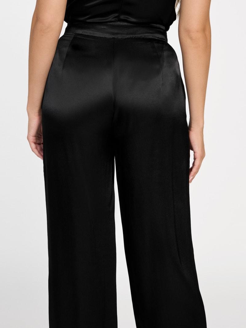 5YGB177350A/JBLK GUESS MARCIANO