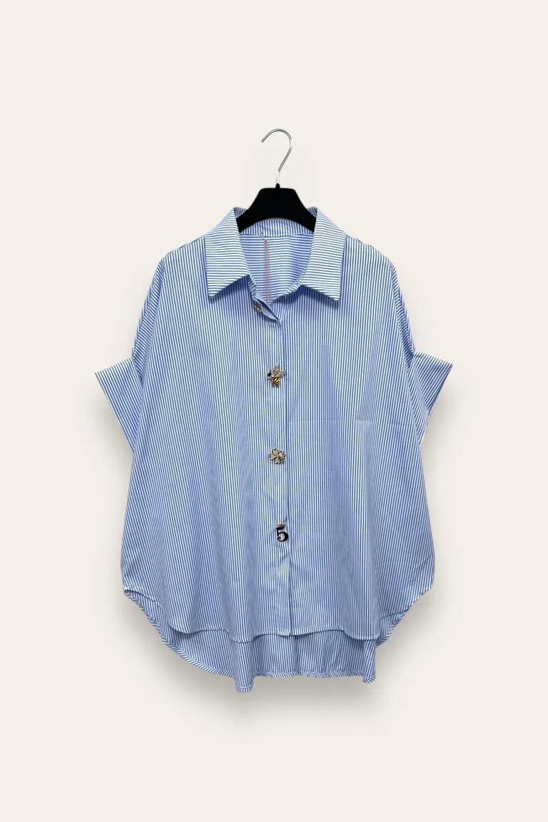 Camicia over a righe con spille 
