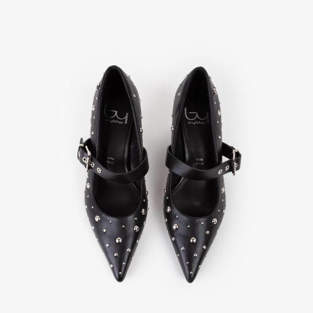 HIGH HEELS 