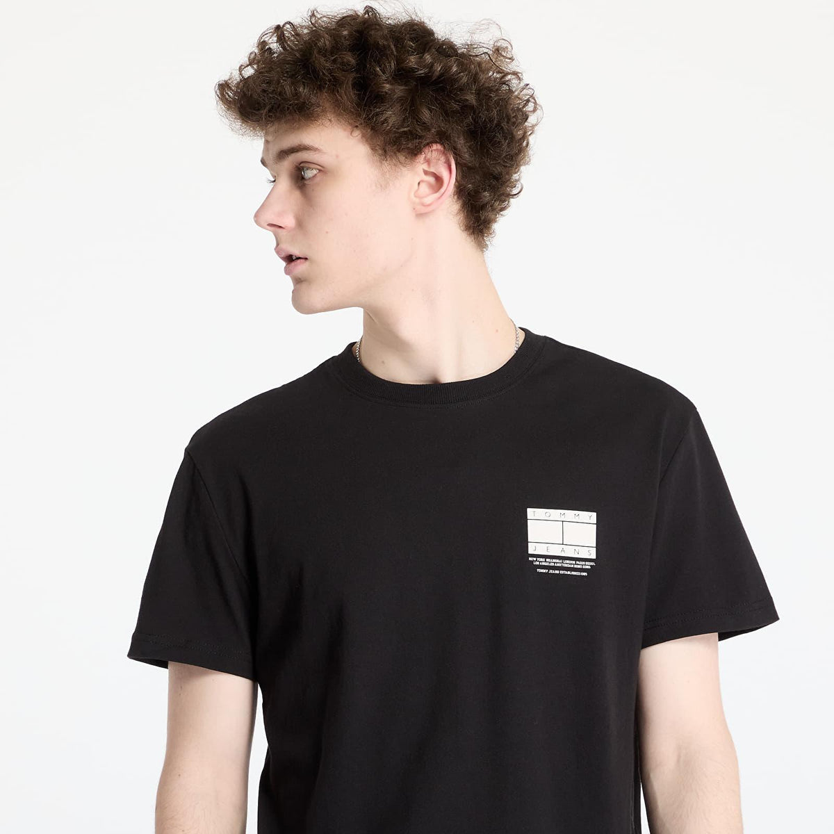 TJM REG DNA GRAPHIC DM0DM20814/BDS TOMMY JEANS