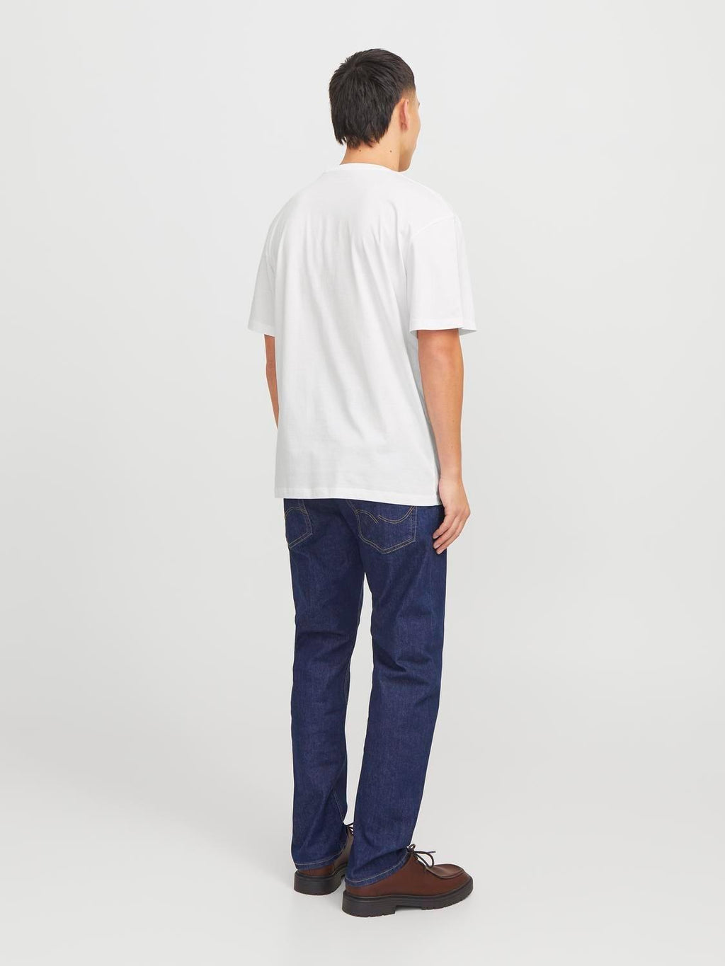 12268127/White JACK AND JONES