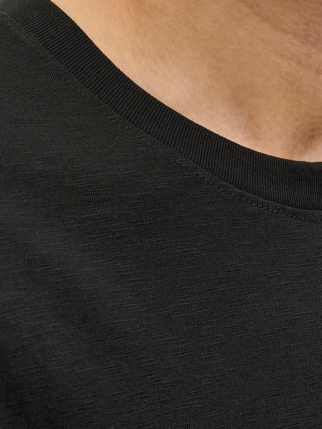 12272995/Black JACK AND JONES