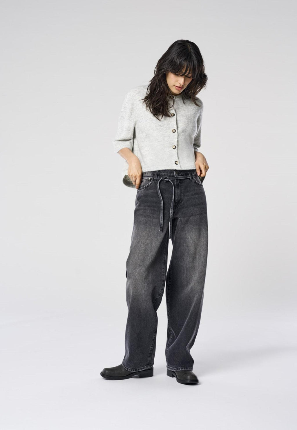 15347094/Washed Black ONLY