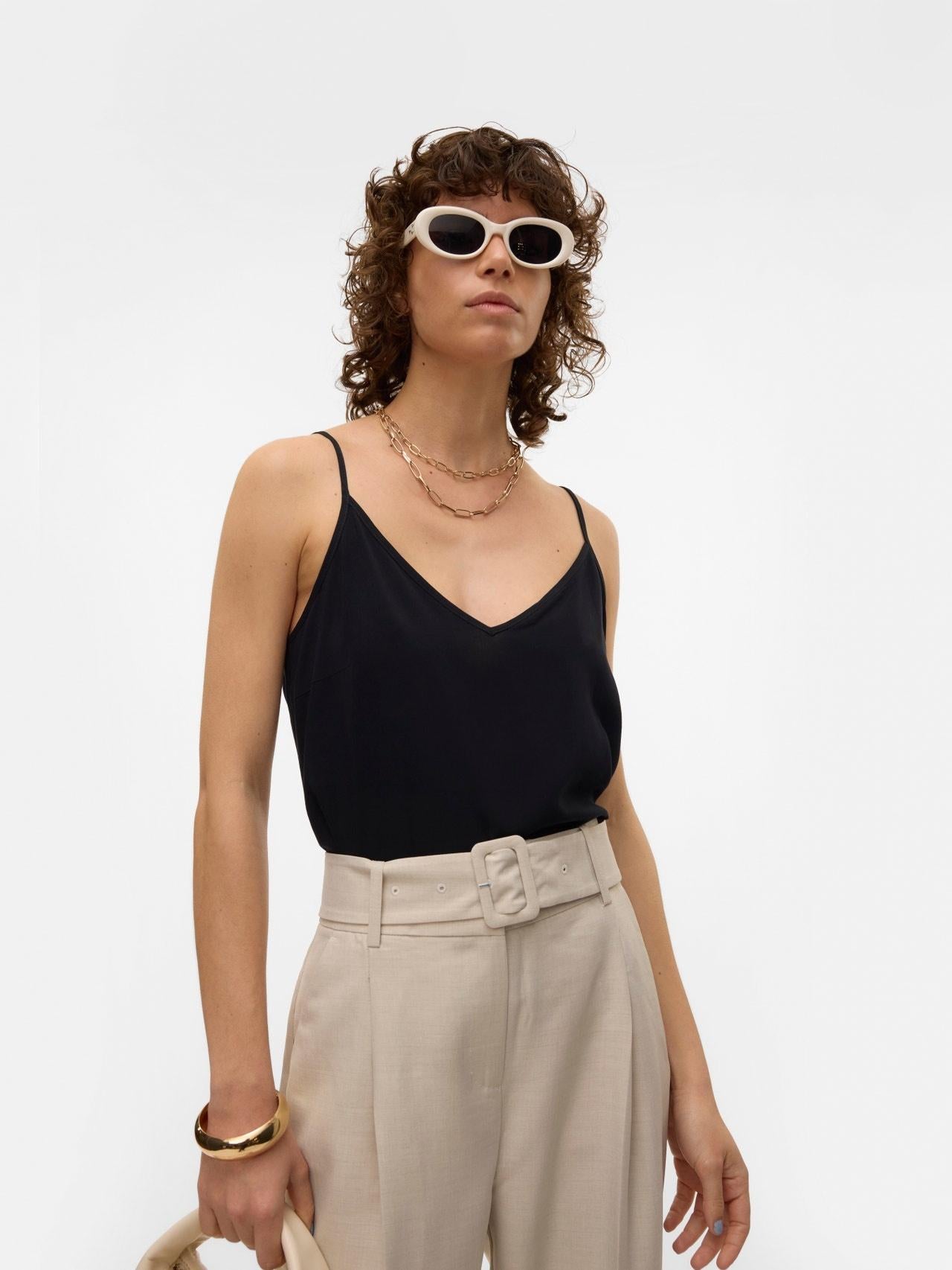 10297362/Black VERO MODA