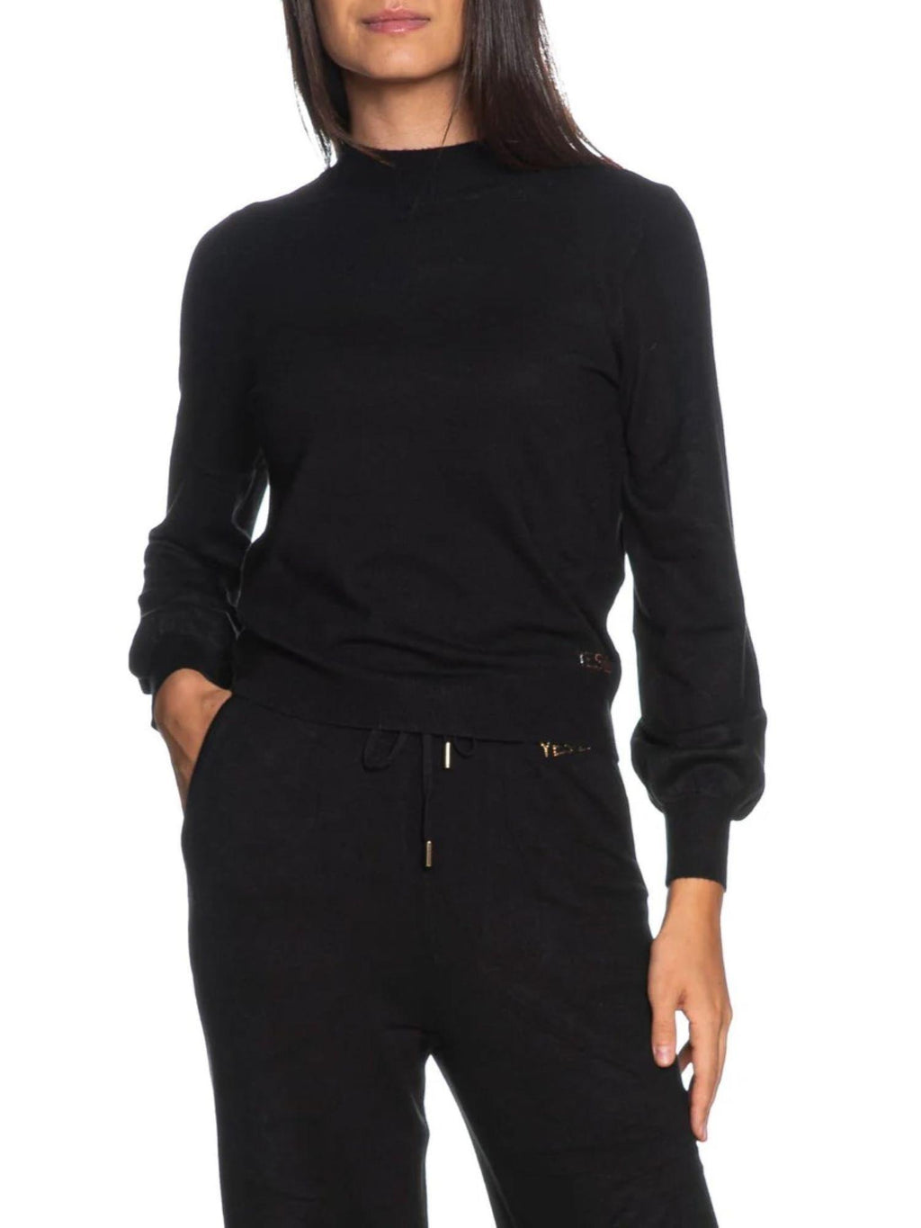 M002 RU00/0801 YES ZEE