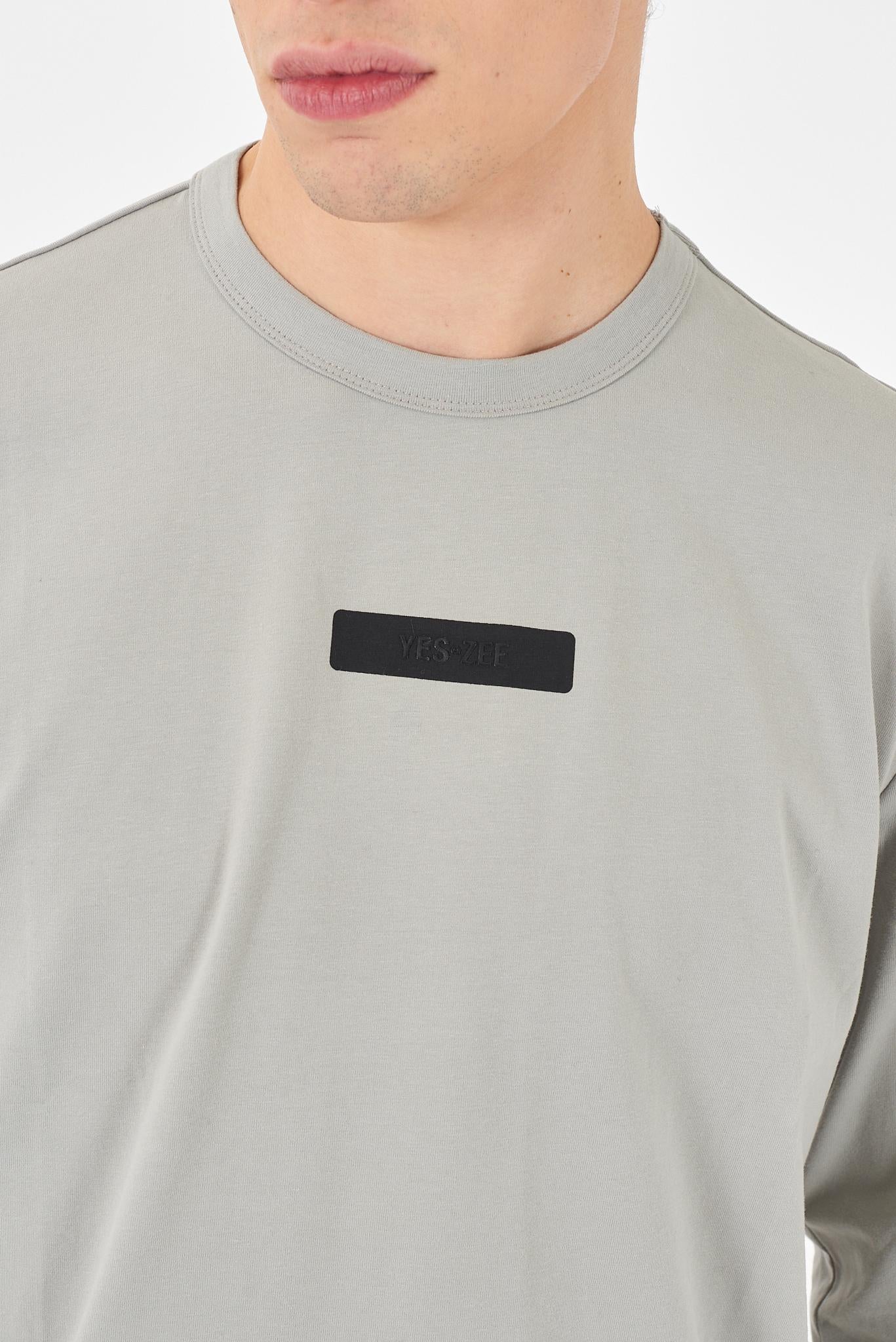 T831 S303/0846 YES ZEE