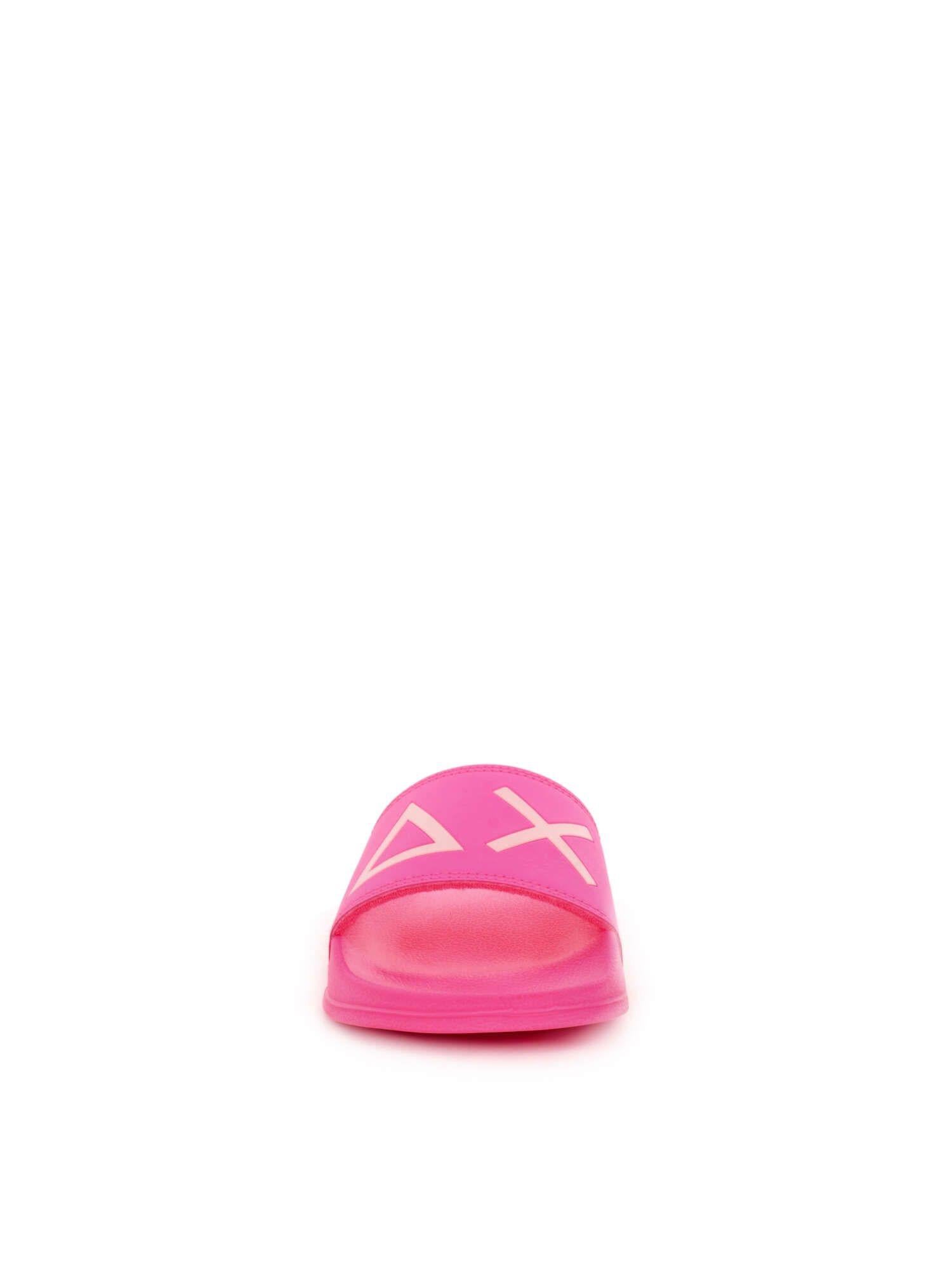 SLIPPERS LOGO 