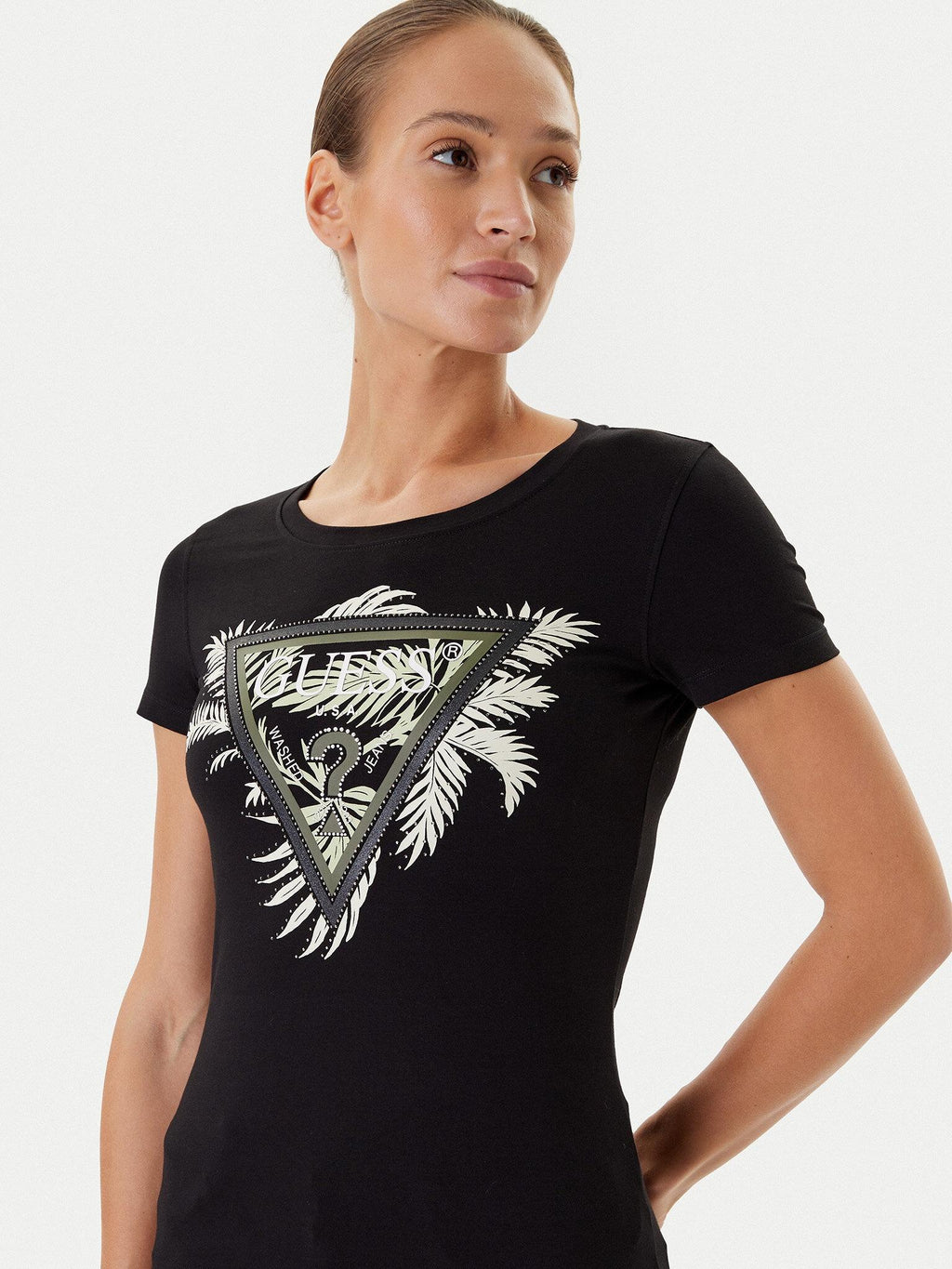 W5YI13J1314/JBLK GUESS