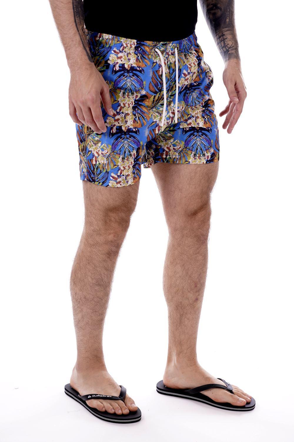 D700 US00/2001 YES ZEE